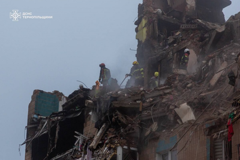 Russian strike on Ternopil: 14 people remain unaccounted for