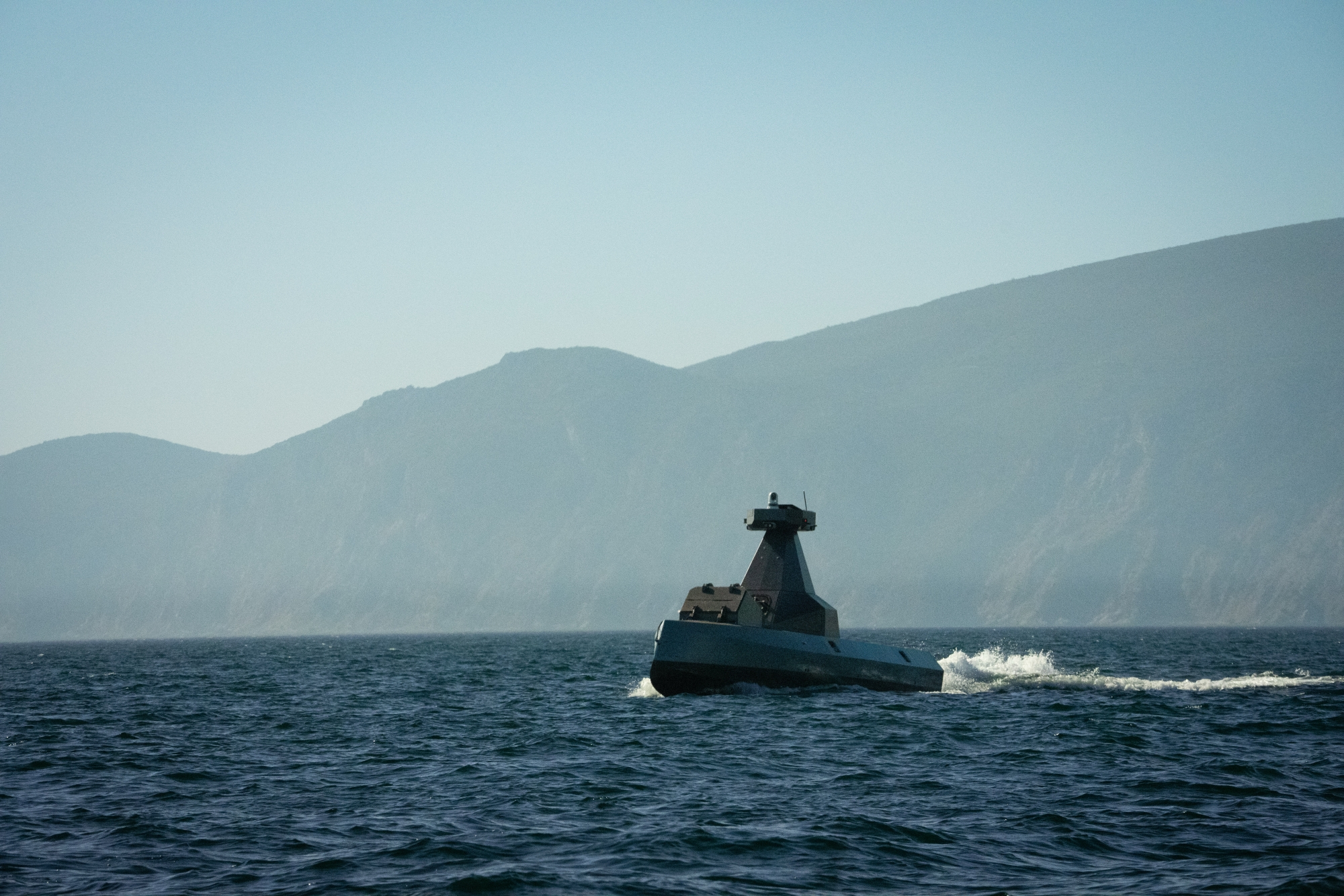 Морський дрон на 1200 миль та з ракетами НАТО: що відомо про новий Vanta 12 від STARK