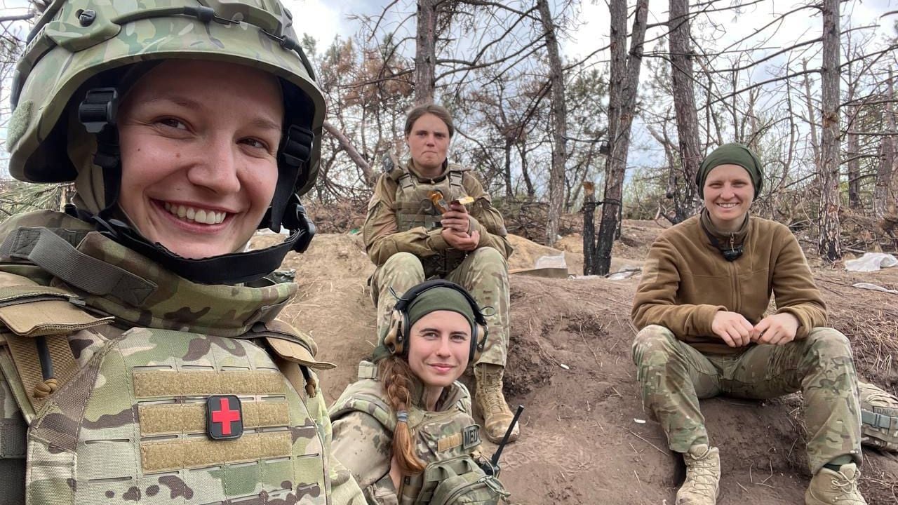 "Всі ми зустрінемось на фронті": історії захисників, для яких війна стала частиною життя
