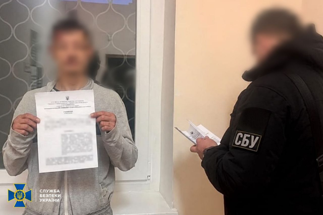 Фото: СБУ затримала росіянина, який розстріляв військових (t.me/SBUkr)