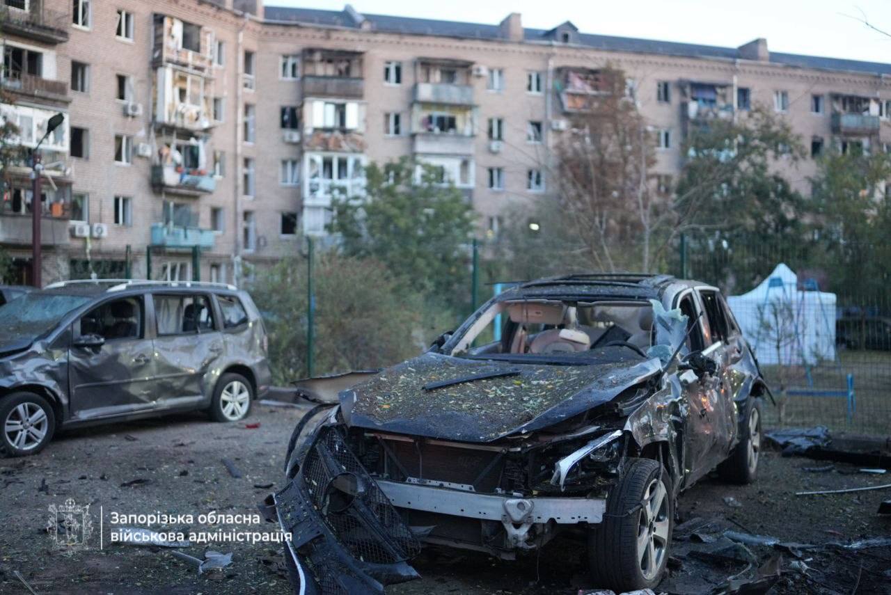 РФ нанесла удар по Запорожью, есть жертва и пострадавшие