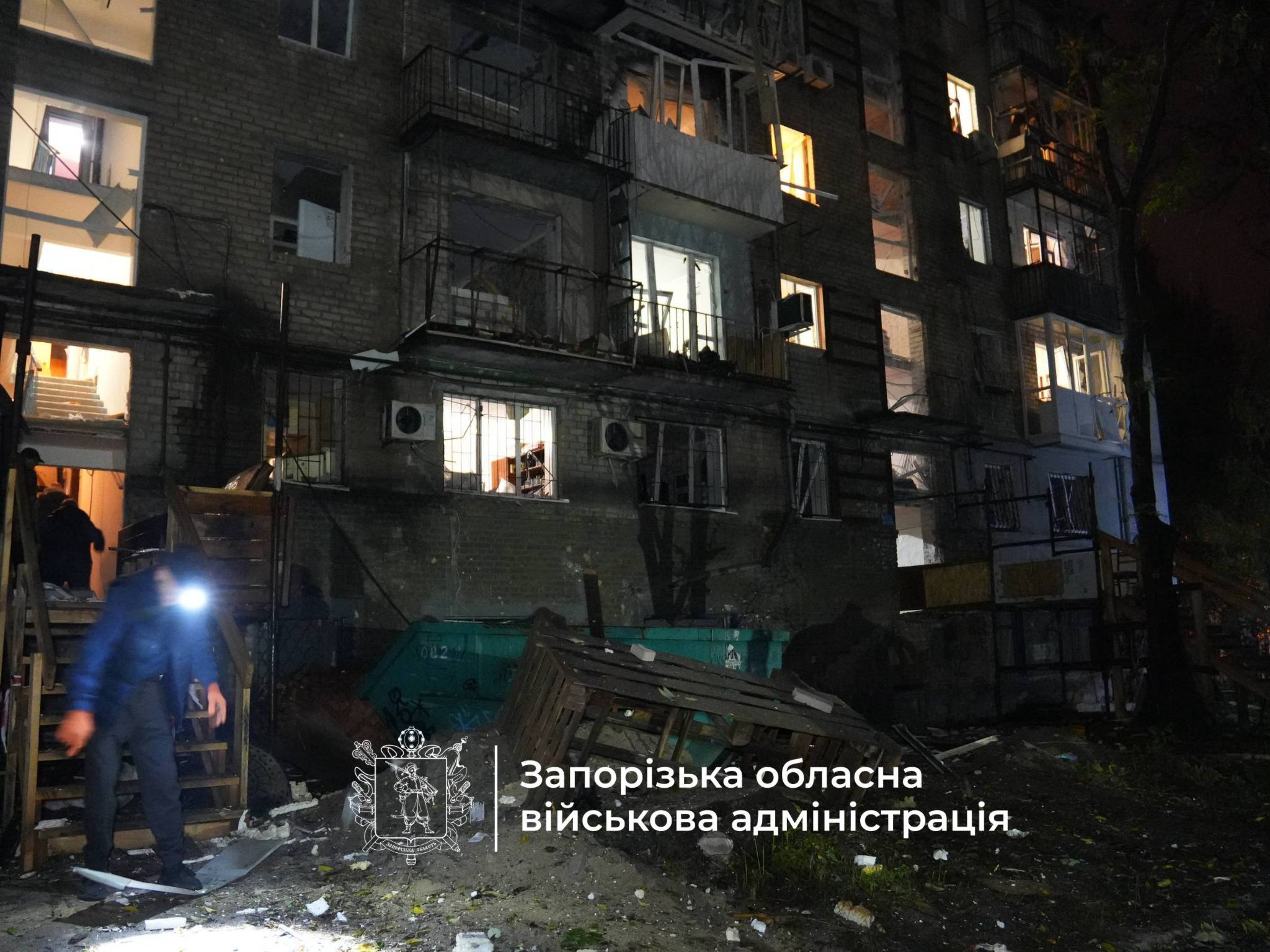 РФ атакувала ракетами Кривий Ріг і Запоріжжя: пошкоджені будинки та підприємство