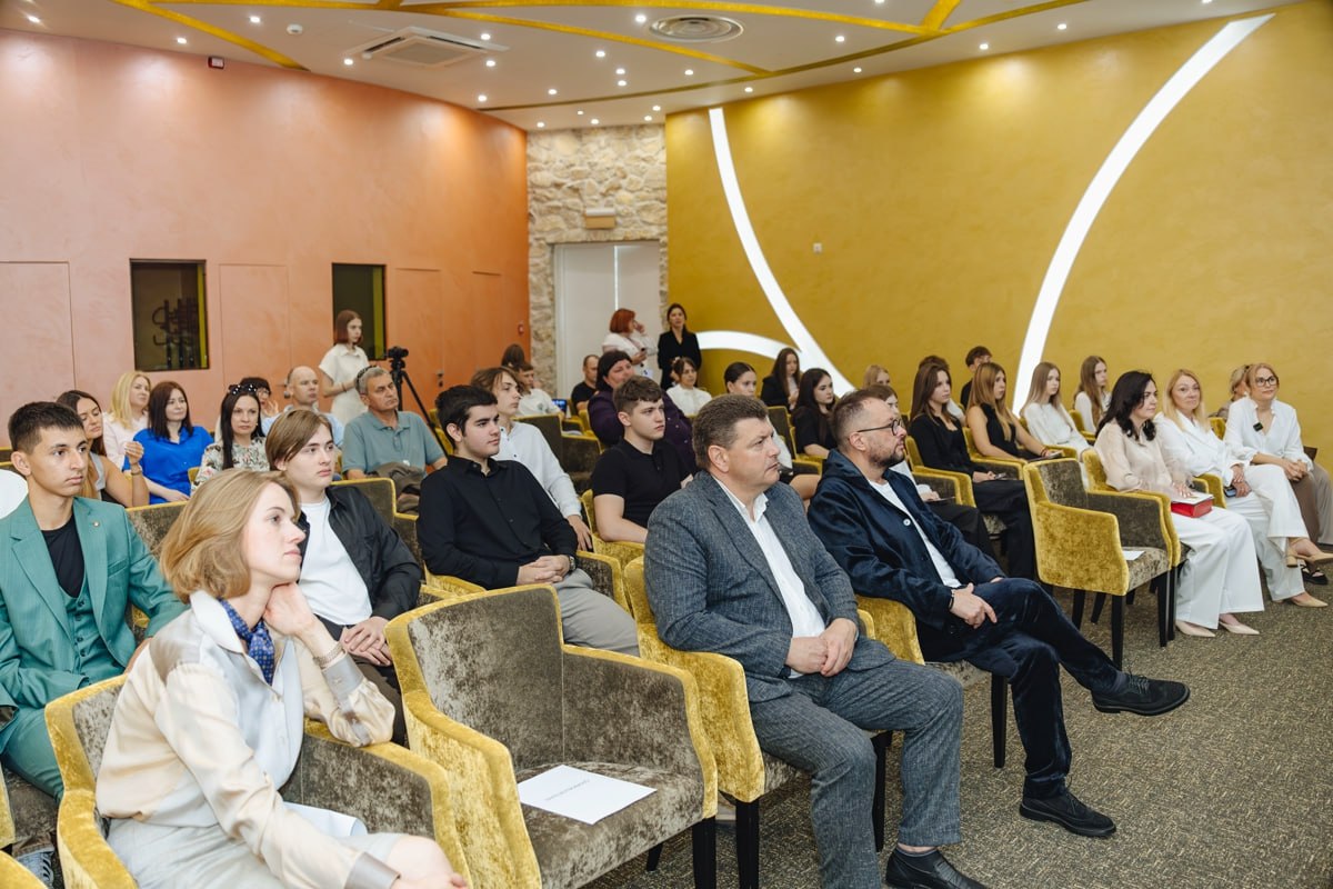 Інститут психології і підприємництва презентував інтелектуальну платформу IPE LEADER 2027