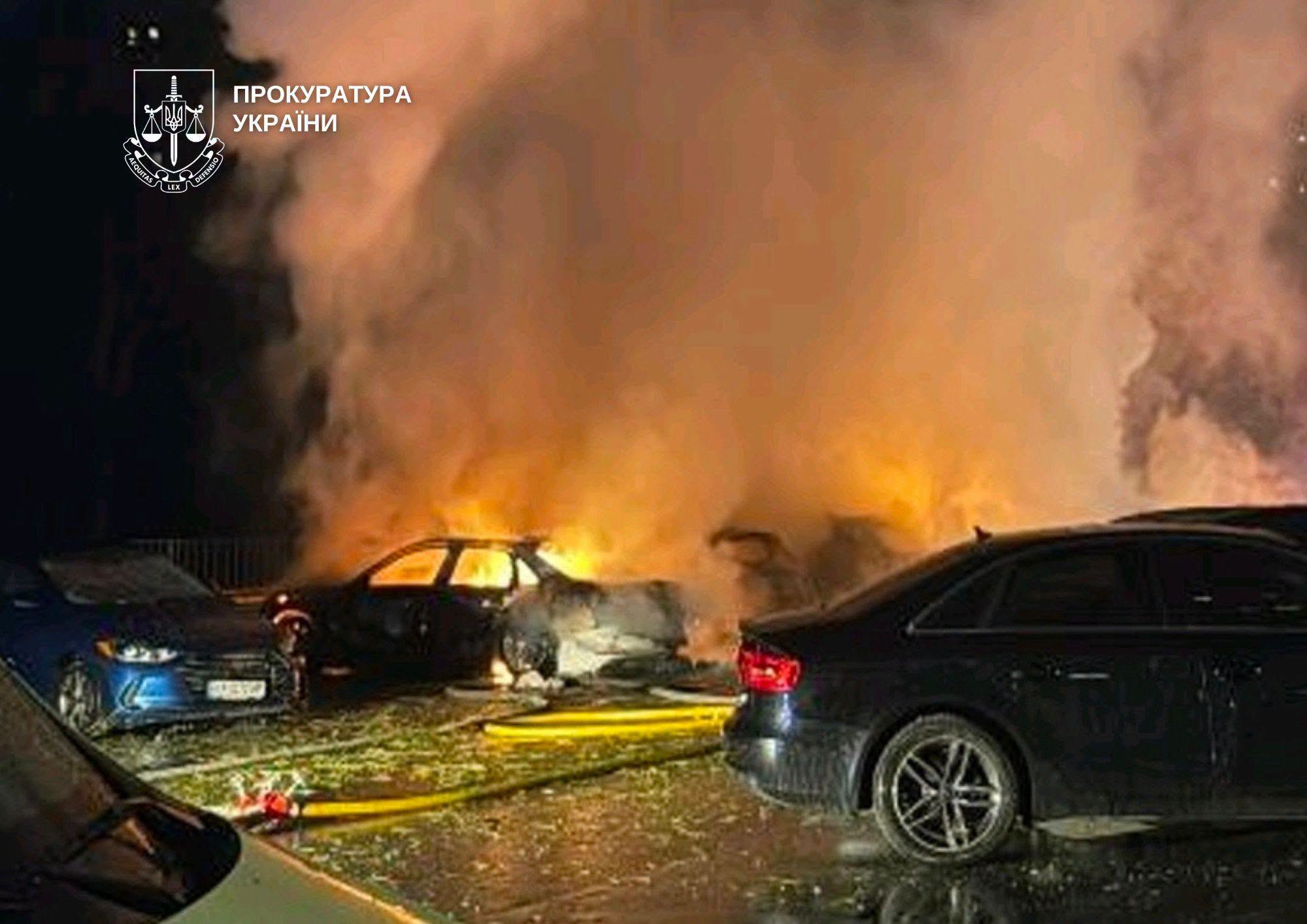 У Києві зросла кількість загиблих через удар РФ по висотці: фото наслідків