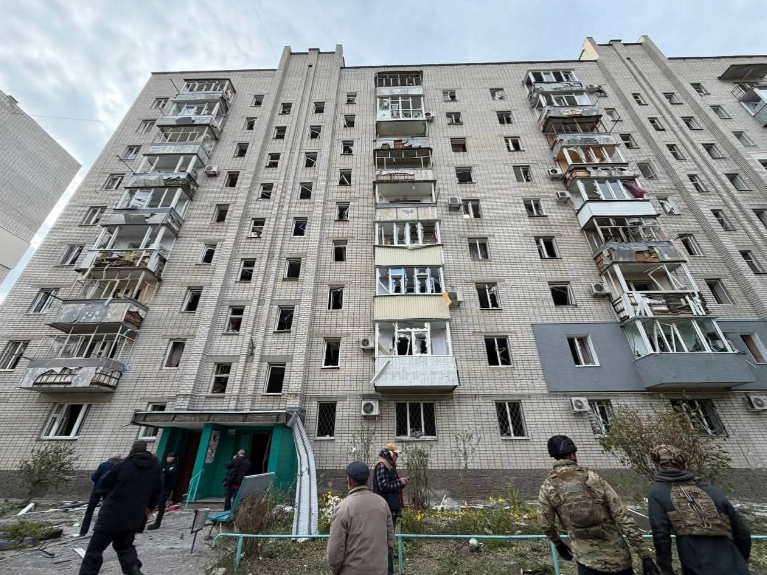 Russian drone hits apartment block in Kremenchuk, injuring 11, including three children