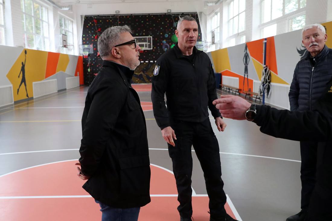 Як виглядає оновлена школа в Солом'янському районі (фото: t.me/vitaliy_klitschko) Щоб діти могли вчитися: у Києві відремонтували укриття в 76 закладах освіти