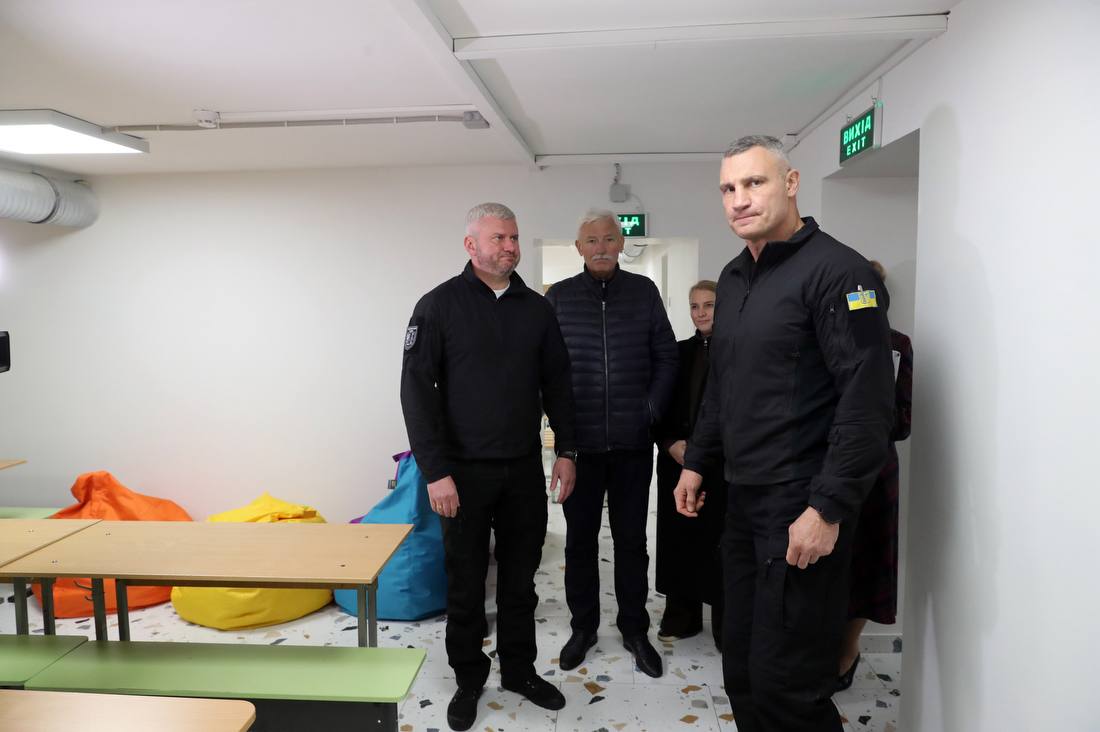 Як виглядає оновлена школа в Солом'янському районі (фото: t.me/vitaliy_klitschko) Щоб діти могли вчитися: у Києві відремонтували укриття в 76 закладах освіти
