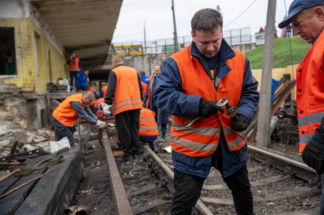 Коли у Києві відновлять рух метро між "Лісовою" та "Академмістечком": відповідь мера