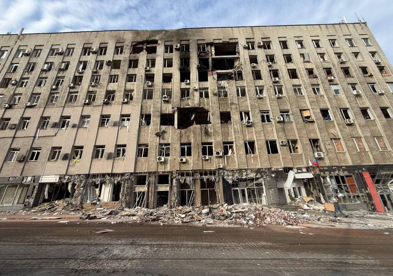 Дрони атакували центри зв’язку в окупованих Луганську та Донецьку (фото)