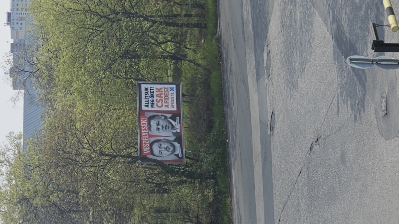 Зеленский на каждом шагу: как Орбан использует Украину в агитации. Репортаж из Будапешта