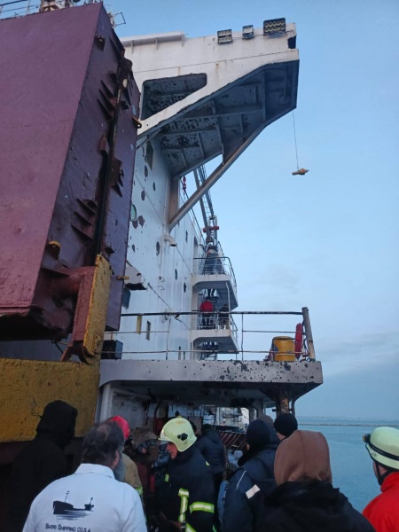 Russia attacks two civilian vessels near Ukrainian ports: Foreign national killed