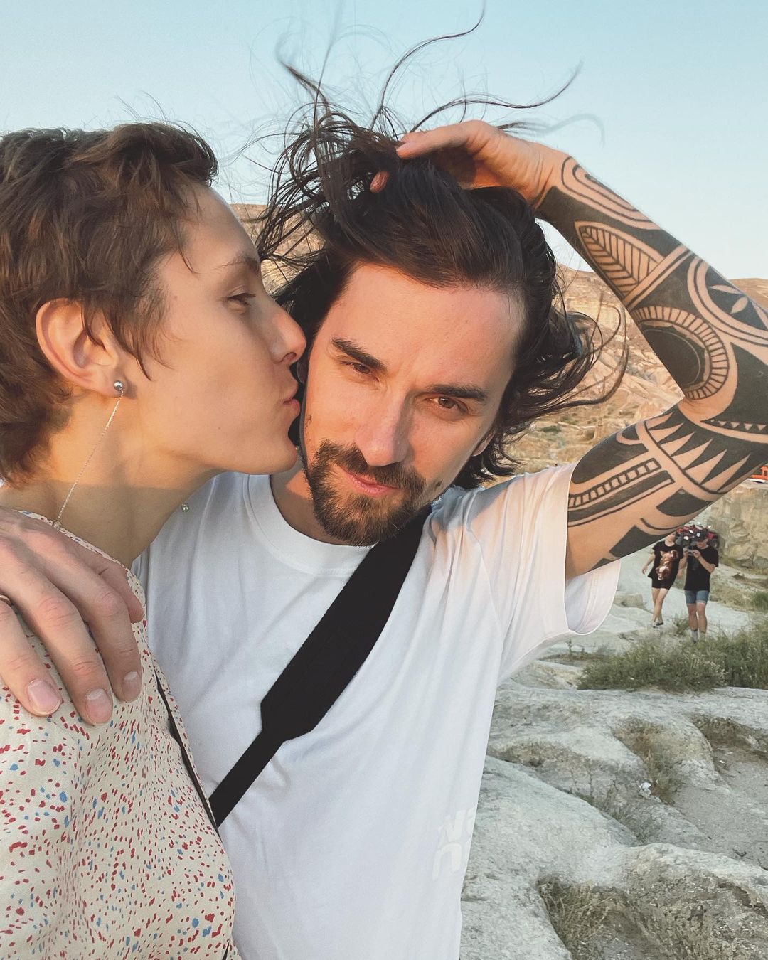 Антон Савлепов женился на известной российской актрисе после года отношений на расстоянии