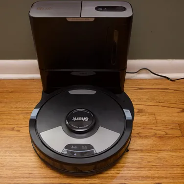 6 лучших роботов-пылесосов, которые сделают вашу жизнь проще и чище