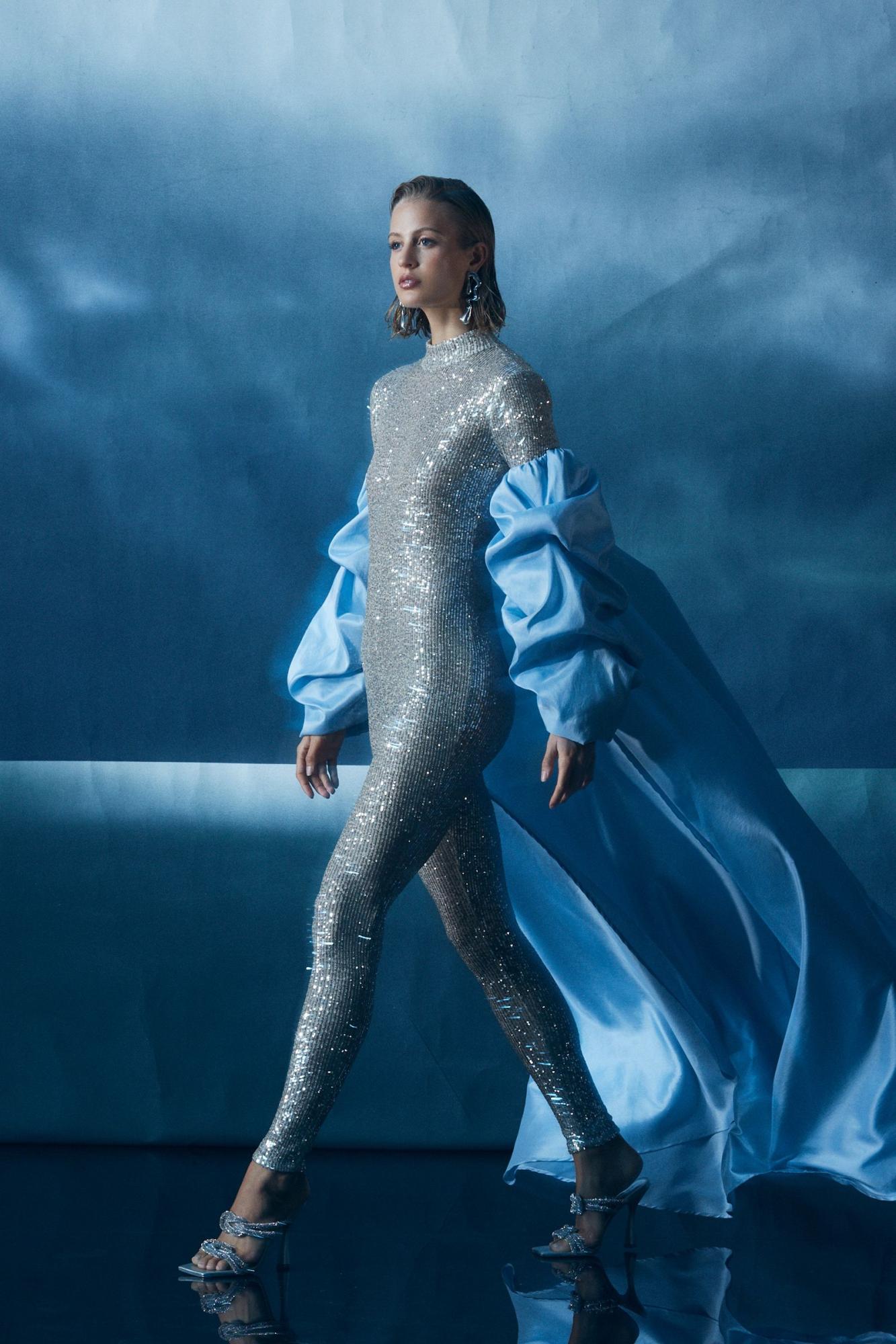 Модельеры выпустили коллекцию одежды, которую создал искусственный интеллект: фото