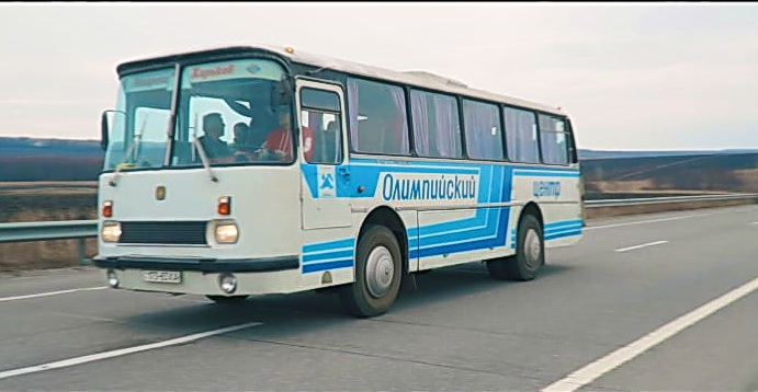 ЛАЗ наших олімпійців і кабріолет "Таврія": на OldCarLand покажуть перші українські авто