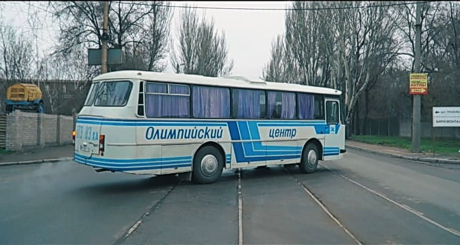 ЛАЗ наших олімпійців і кабріолет "Таврія": на OldCarLand покажуть перші українські авто