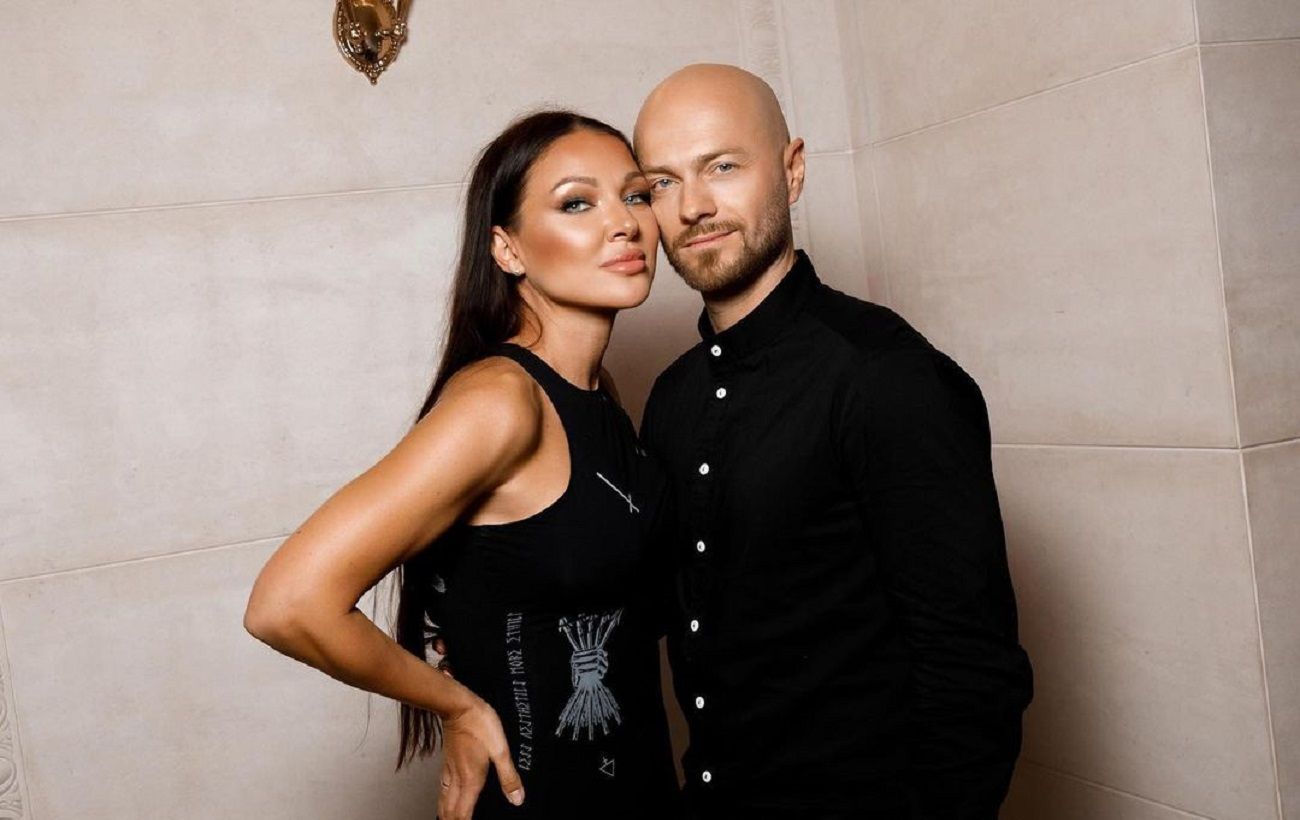 &quot;Допомагаємо на своєму фронті&quot;: дружина Влада Ями розповіла, чому хореограф не повернувся в Україну