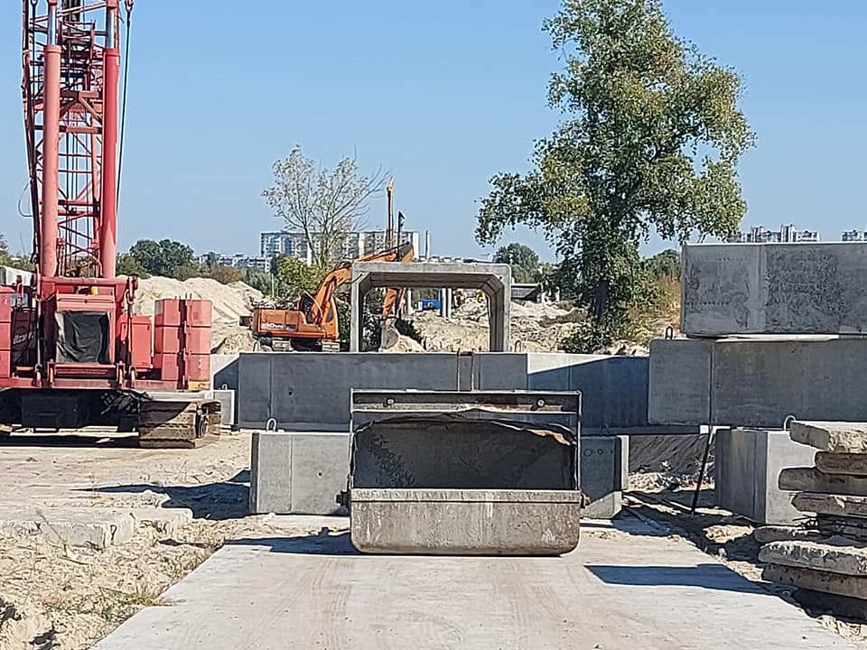 Метро на Троещину все-таки строят. Смотрите свежие фото