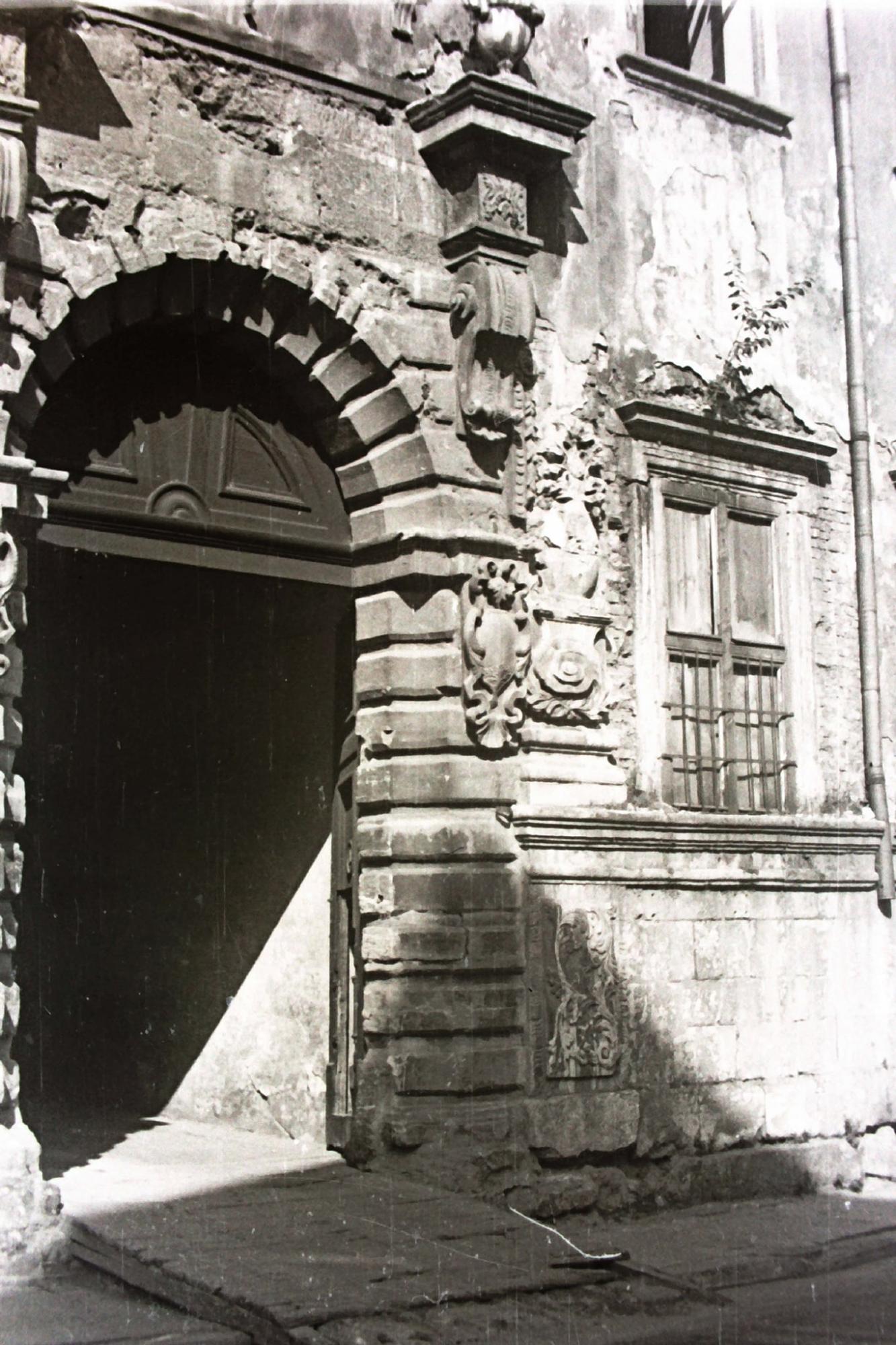 Как выглядел Львов в 1940-1950 годах: уникальные ретро-фото