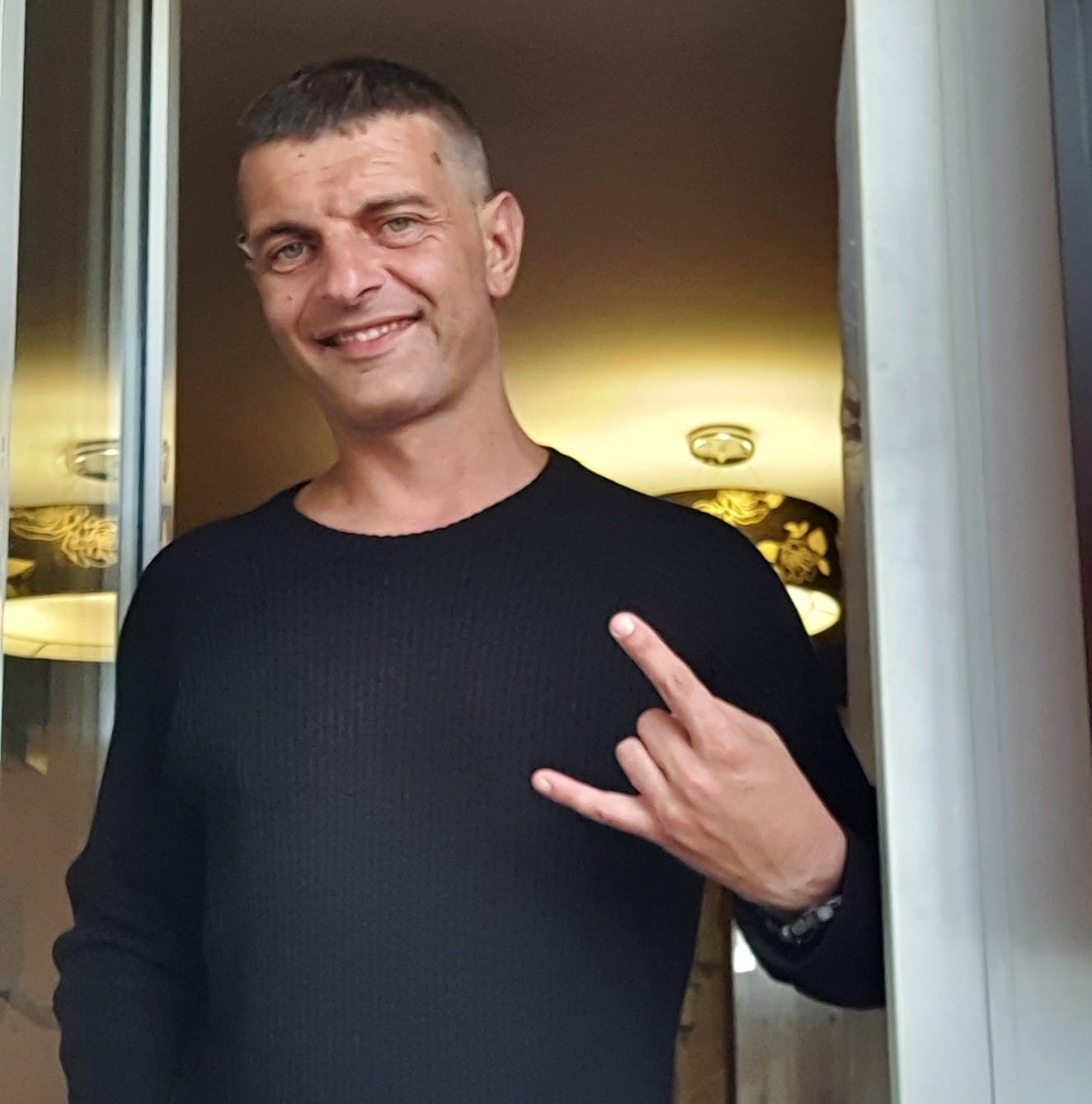 Обличчя Азовсталі: якими є звільнені з полону захисники Маріуполя поза війною