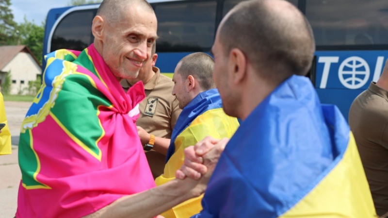 Ukraine, Russia hold fourth prisoner exchange in one week: Who's back