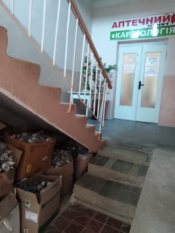 Українець через COVID-19 одночасно втратив матір та бабусю: "врятуй мене, тут жінка померла"