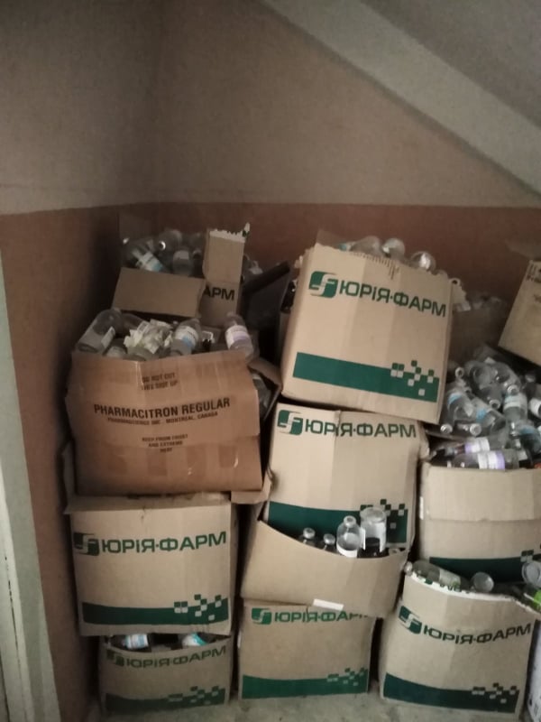 Українець через COVID-19 одночасно втратив матір та бабусю: "врятуй мене, тут жінка померла"