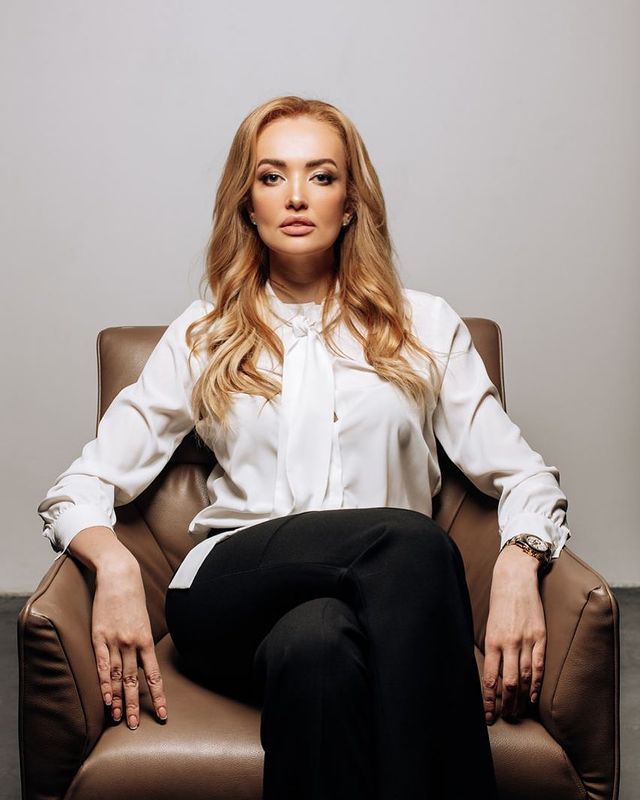 Неудовлетворенность в 80% случаев: психолог рассказала, почему на самом деле изменяют женщины