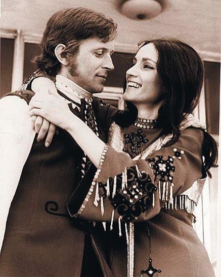 Софія Ротару у річницю весілля з покійним чоловіком розчулила архівним фото