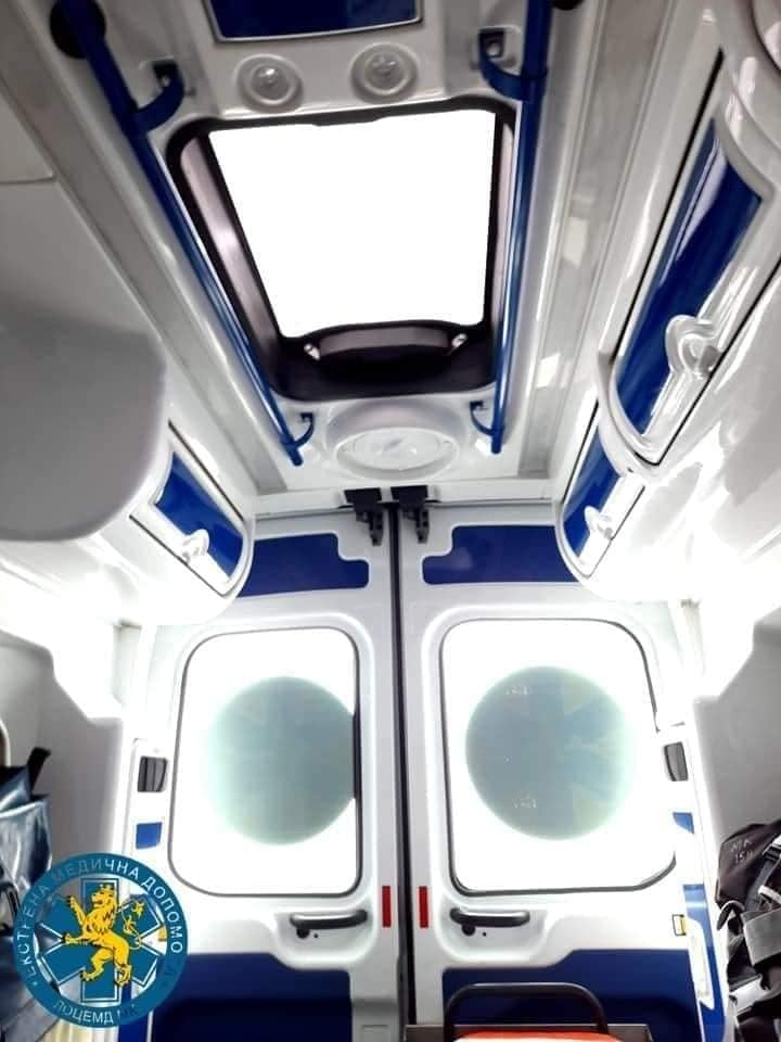 У Львові врятували дитину, яка вдавилась сирком: як діяти у таких випадках