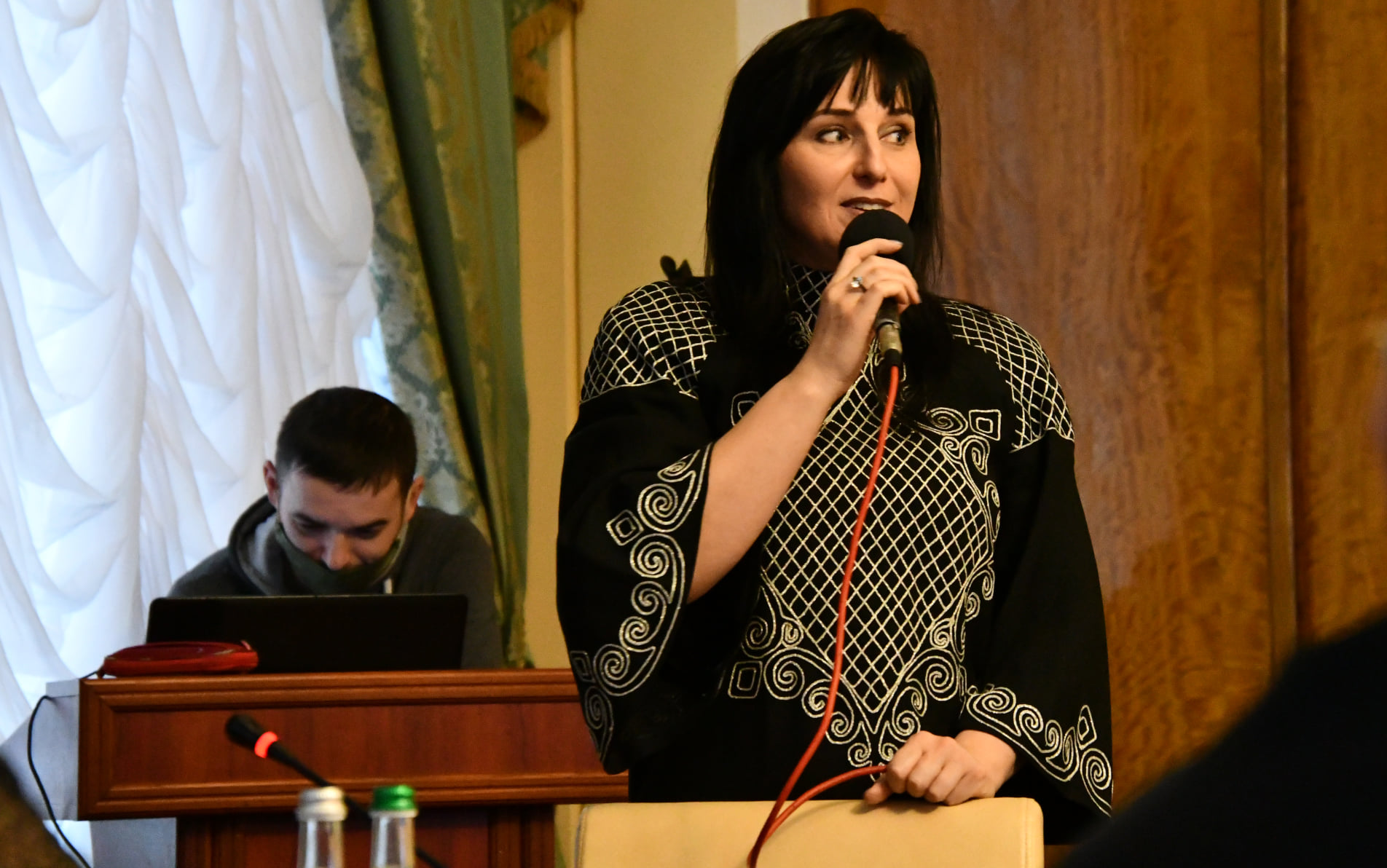 Как сейчас выглядит Ирина Шинкарук - дочь знаменитого композитора и барда Владимира Шинкарука (фото)