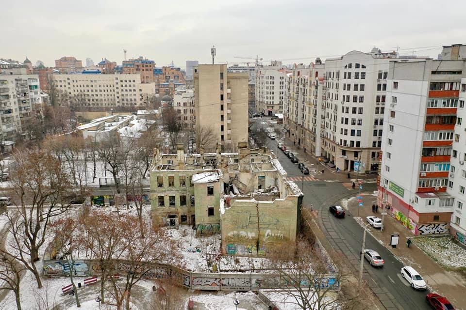 З'явилися фото приватизованого будинку Вертипороха в Києві: знаменитий і напівзруйнований (фото)
