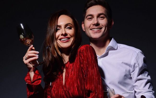 Колишня Остапчука заговорила про вагітність: &quot;Мама чекає онуків&quot;