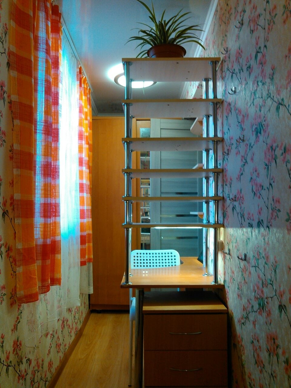 Без шума и колхоза: в Киеве сдают комнату-балкон за 4000 гривен