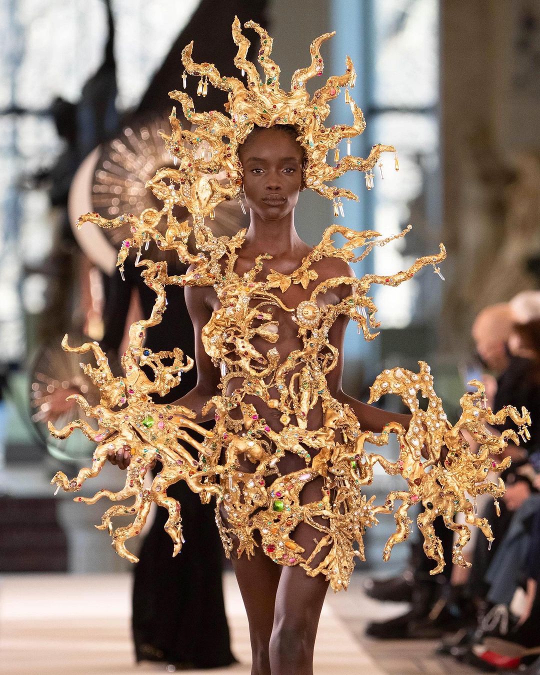 Готовимся к сезону весна-лето 2022: главные тренды Недели высокой моды