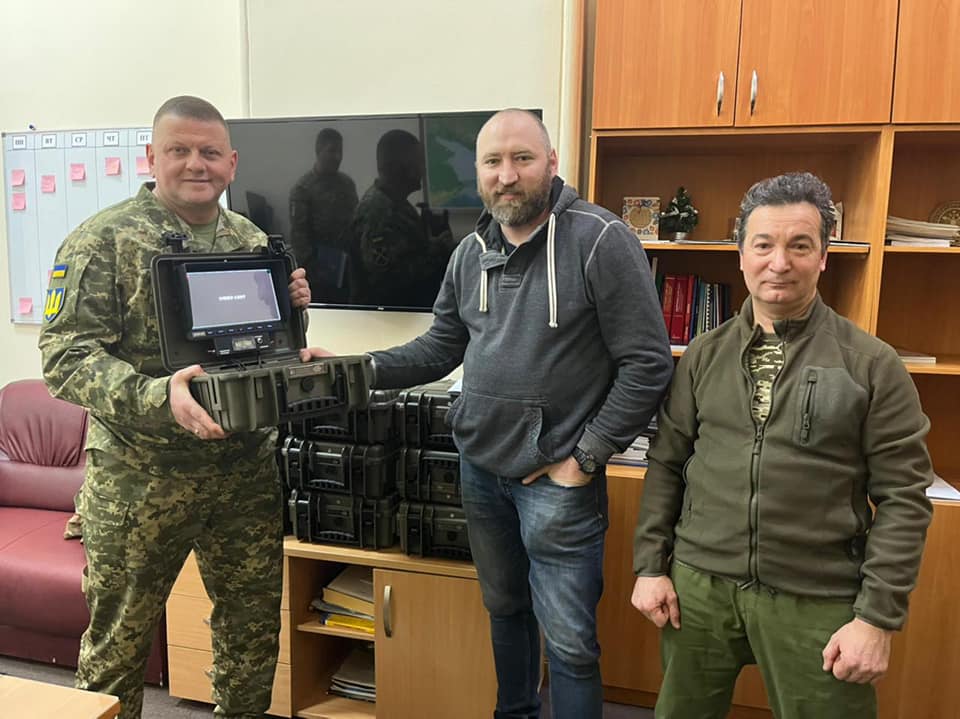 Как поддержать и помочь ВСУ прямо сейчас: контакты, реквизиты и список необходимых вещей