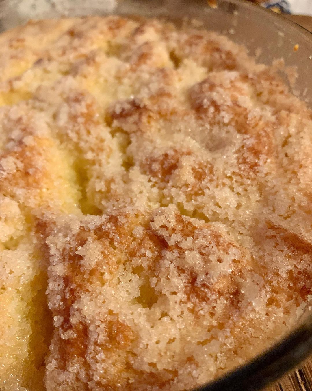 Як приготувати цукровий пиріг за особливою технологією: сподобається усій родині