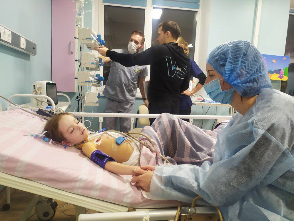 У Львові лікарі прооперували дівчинку із чотирма вадами серця: вона мріє стати балериною