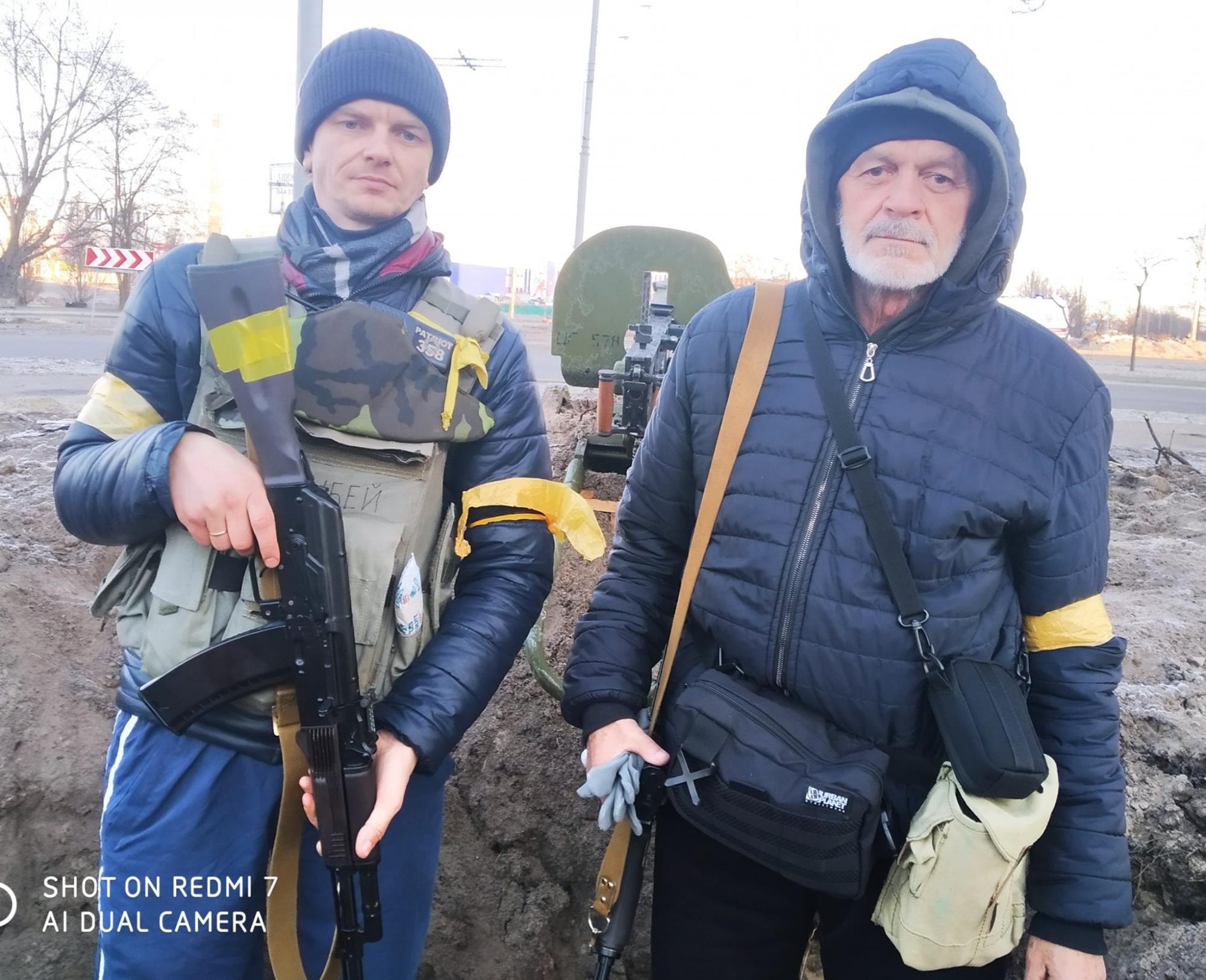 Зірки шоу-бізнесу, які захищають Україну зі зброєю в руках