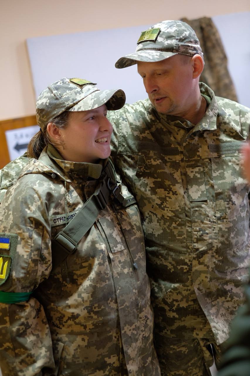 &quot;Почему ревешь? Замуж хочу&quot;: Наталья расписалась и отправилась на фронт с мужем и отцом