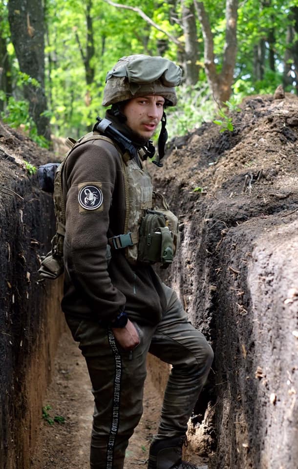 "В їхніх очах і душах ясність": Залужний показав обличчя героїв, на яких тримається Україна