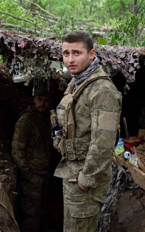 "В їхніх очах і душах ясність": Залужний показав обличчя героїв, на яких тримається Україна