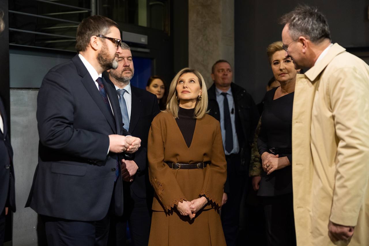 30 лучших образов Елены Зеленской за 2023 год