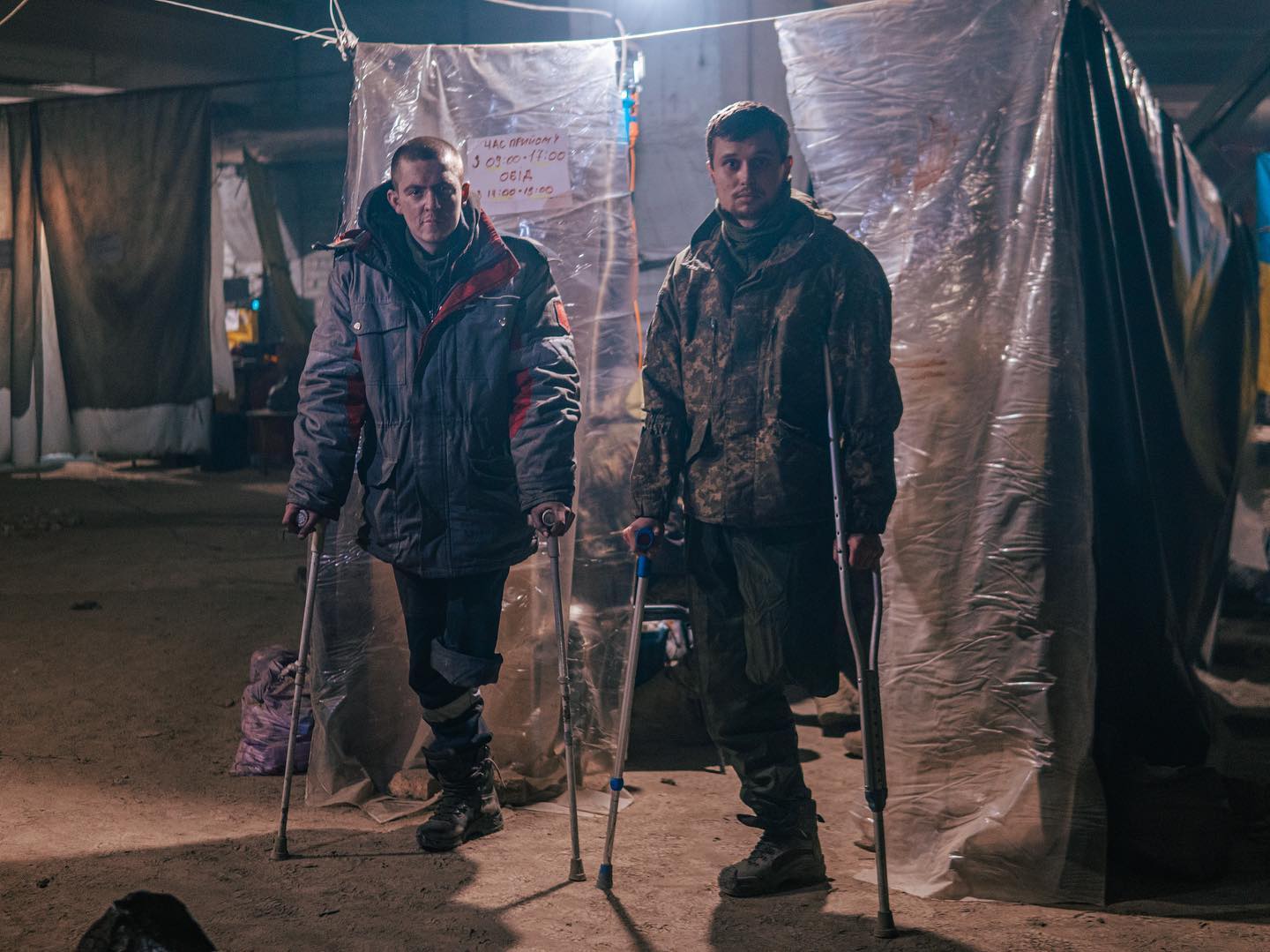 Обличчя Азовсталі: якими є звільнені з полону захисники Маріуполя поза війною