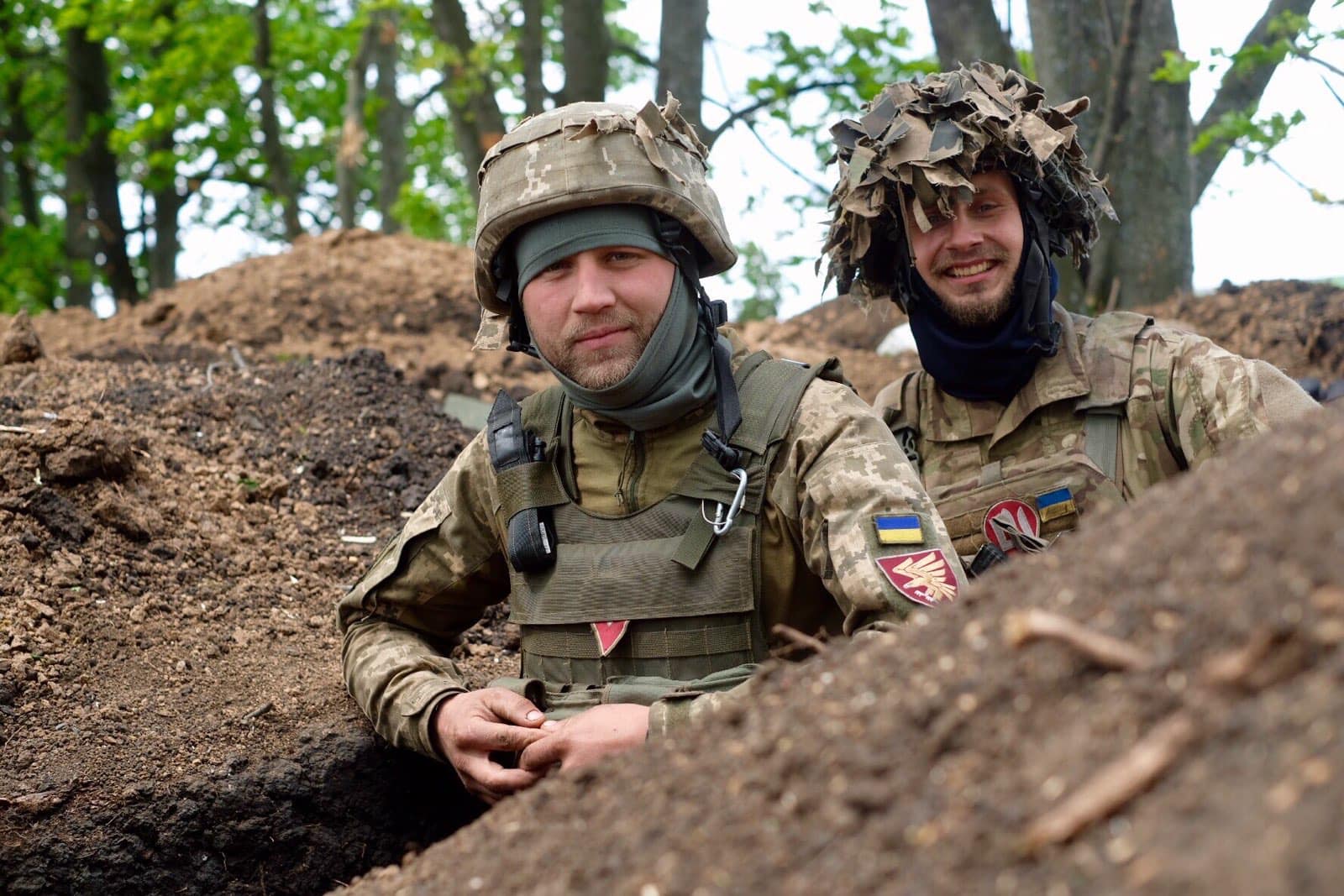 "В їхніх очах і душах ясність": Залужний показав обличчя героїв, на яких тримається Україна