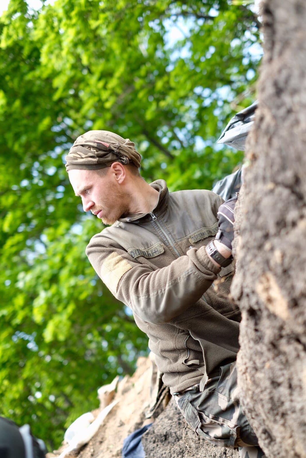 "В їхніх очах і душах ясність": Залужний показав обличчя героїв, на яких тримається Україна