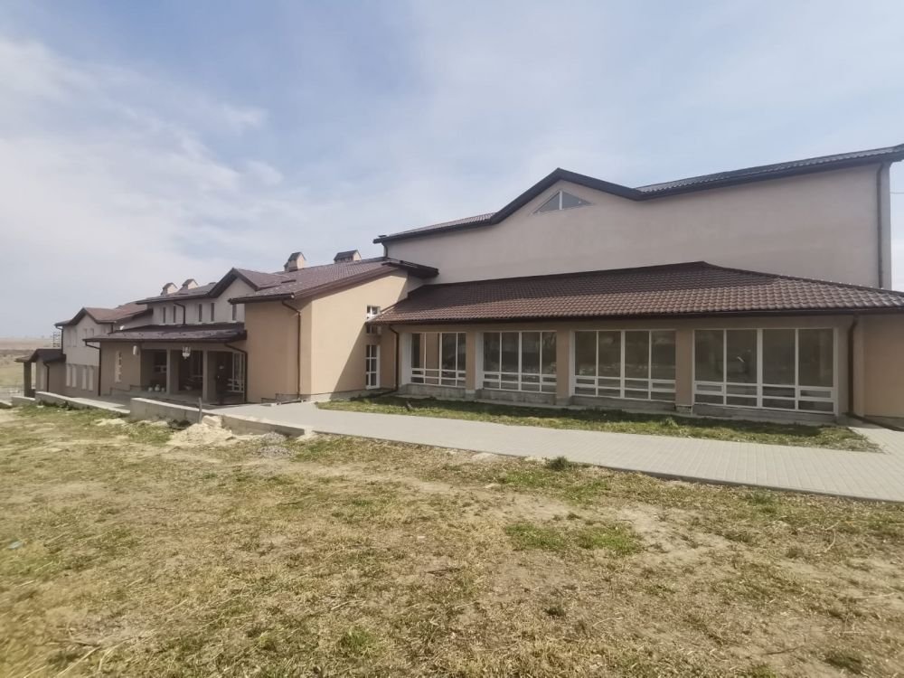 Біля Львова відкриють перший немодульний будинок для переселенців: як він виглядає