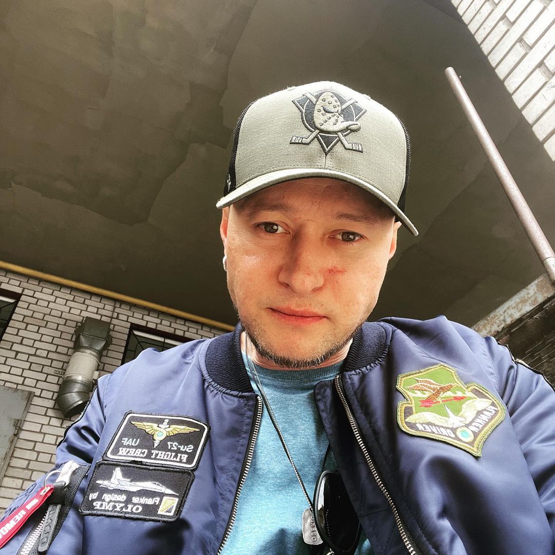 Зірки в окопах. Ці артисти проміняли шоу-бізнес на службу в ЗСУ