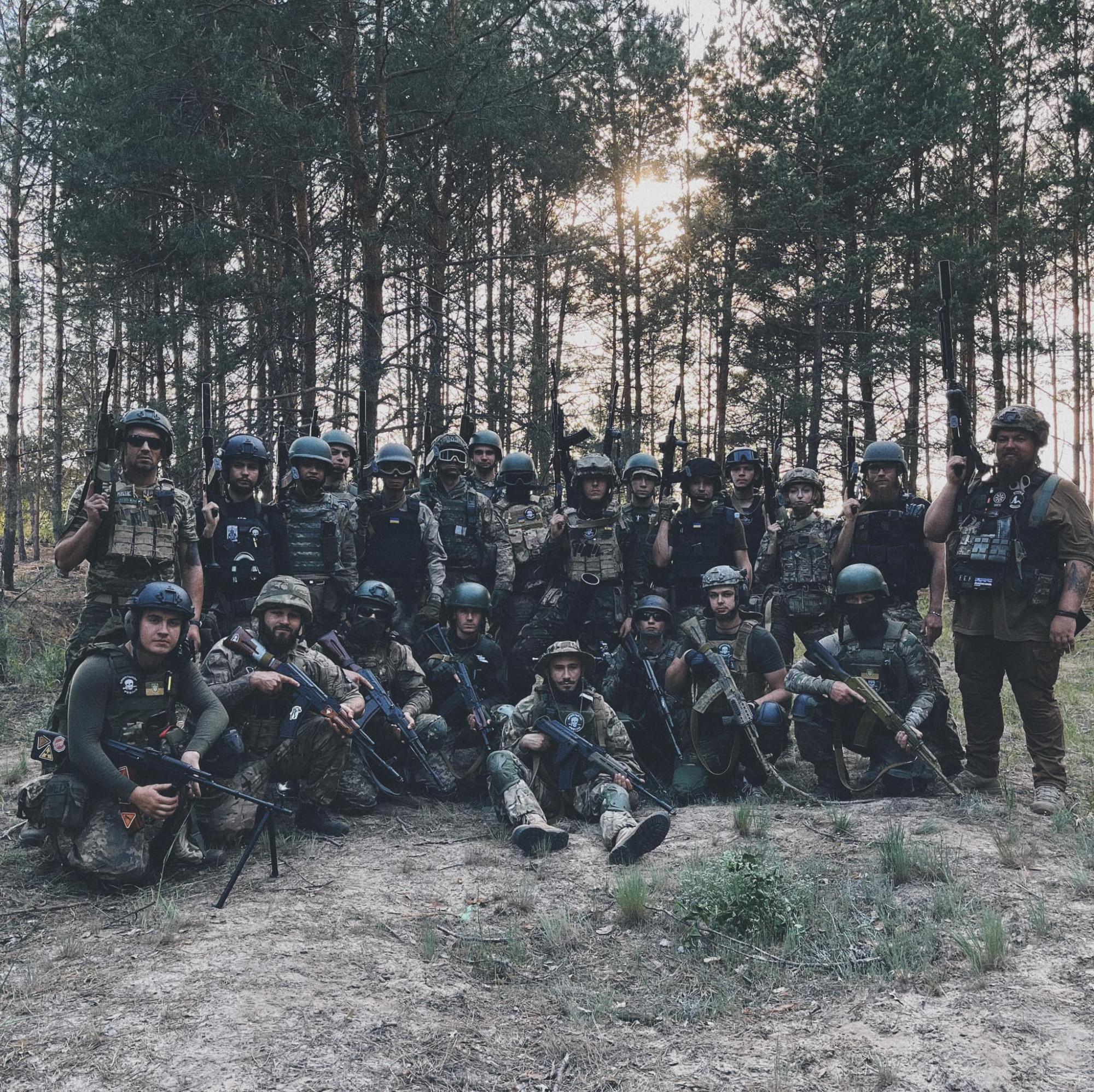 Волонтеры собирают на пикап для батальона ВСУ &quot;Реванш&quot;: как помочь бойцам