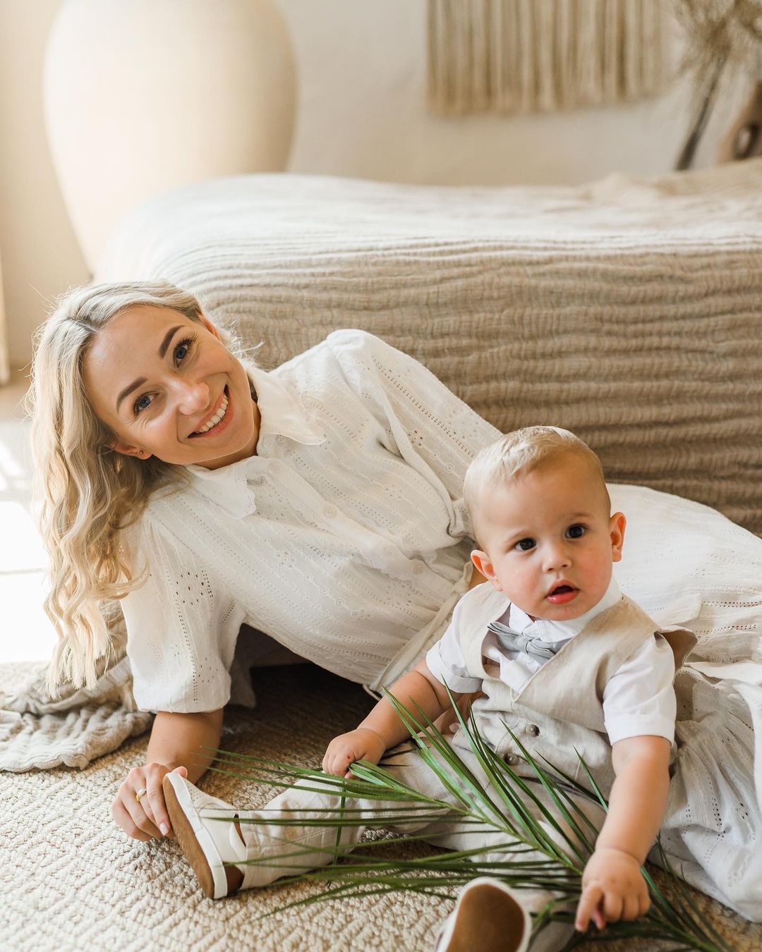 Павлік та Репяхова відсвяткували перший день народження сина: милі фото